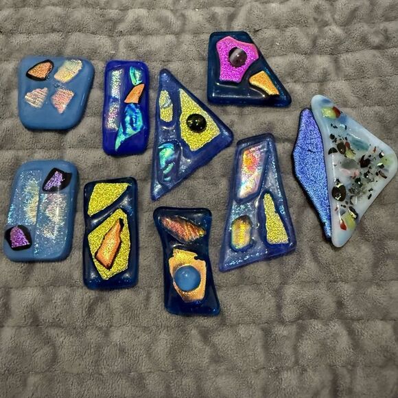 Set of 9 Blue Fused Dichroic Glass Cabochons –Iridescent Handmade Jewelry Pieces - Picture 9 of 16